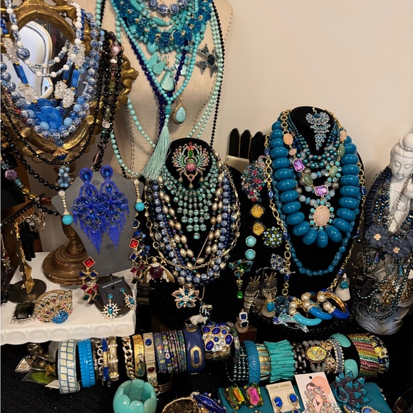 jewelry item live sale 1/31/2025 6:00pm Pacific - Picture 3 of 16